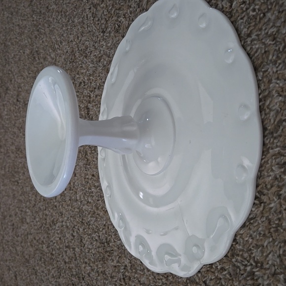 Vintage Milk Glass Cake Stand (Fenton) - Picture 2 of 5